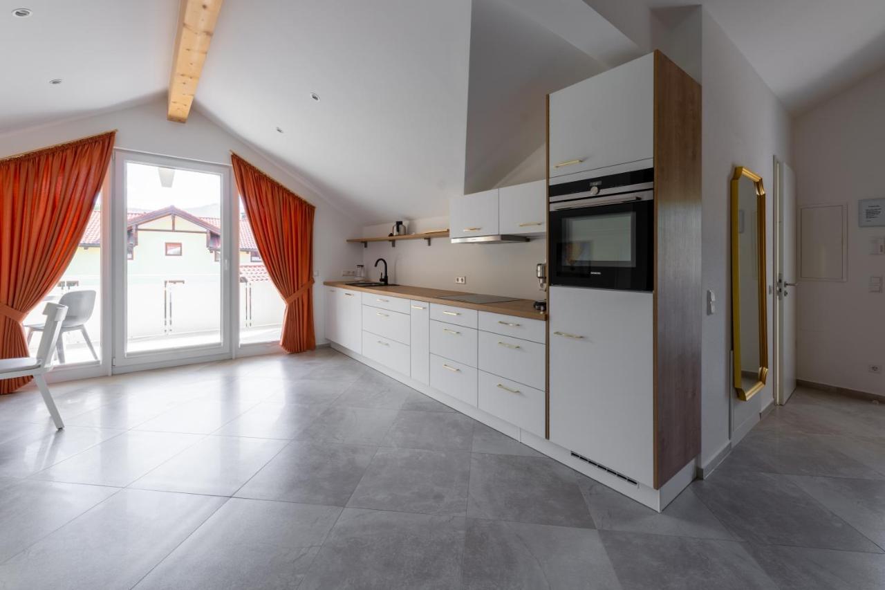 Siegsdorf Suiten Exterior photo